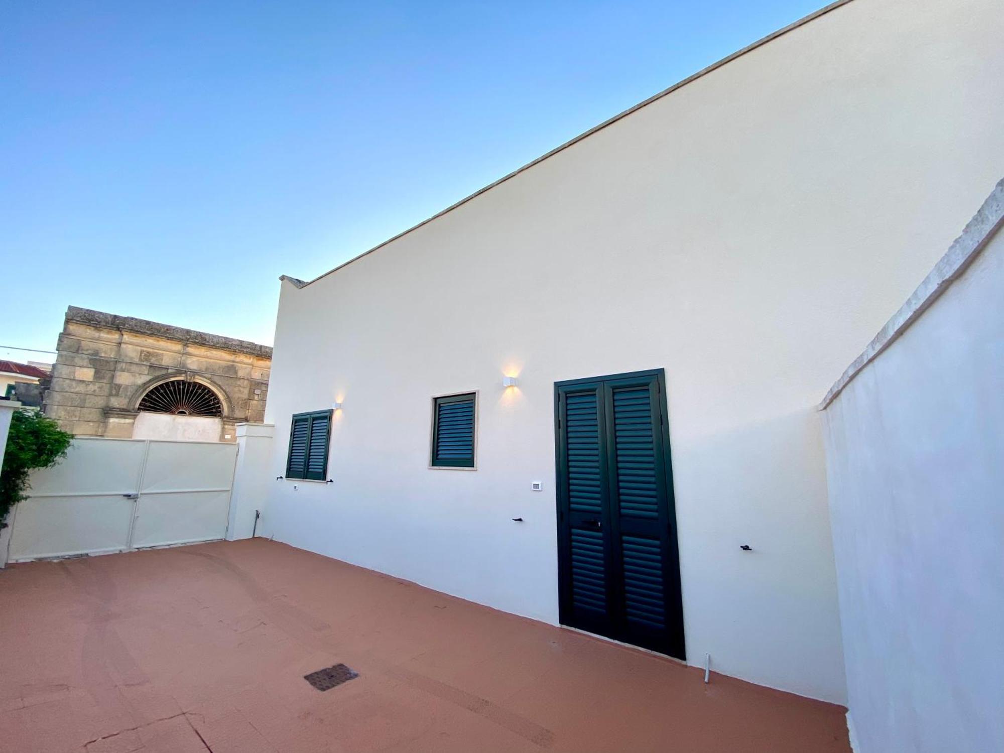 La Casa Di Nina Apartment Surano Luaran gambar